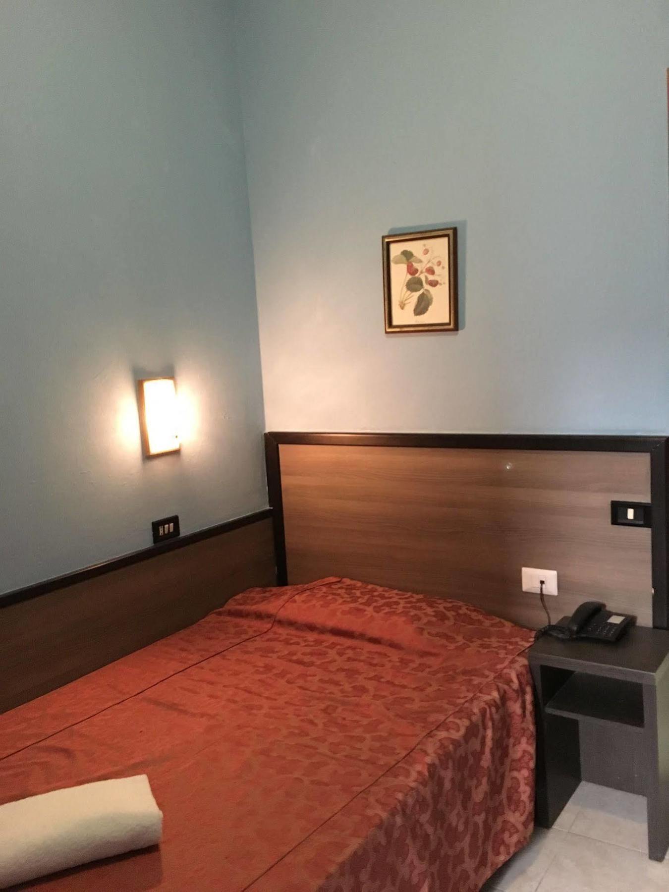 Hotel Salus Milano Exterior foto